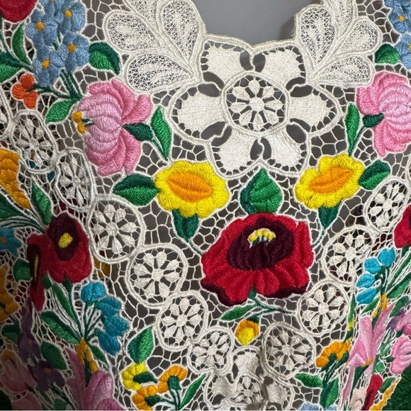 Floral Embroidered Lace Top - Picture 2 of 7